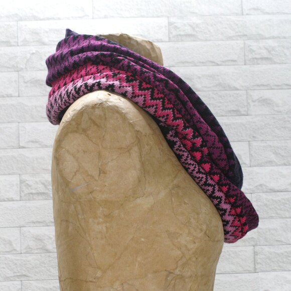 THE LIMITED Scarf Infinity Wide Knit Chevron Stripe Warm Winter Purple Pink - Picture 2 of 10